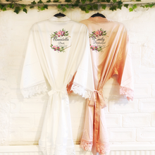 Load image into Gallery viewer, Wildflower Hexagon Lace Wedding Dressing Robe
